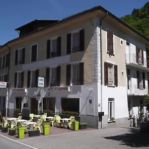 hotel-du-dauphine.hotels-rhonealpes.com/